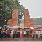 Gubernur Ridwan Kamil Resmikan 'Wajah Baru' Alun-alun Keraton Kasepuhan Cirebon