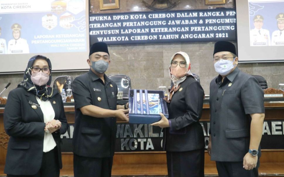 DPRD Bentuk Pansus LKPJ Walikota Cirebon DPRD Bentuk Pansus LKPJ Walikota Cirebon