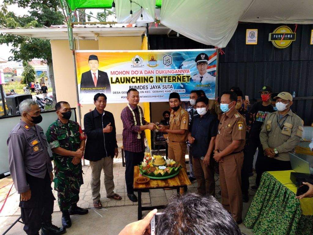 Komisi V DPR-RI Siap Majukan Infrastruktur & Pariwisata di Gebang Kulon Komisi V DPR-RI Siap Majukan Infrastruktur & Pariwisata di Gebang Kulon