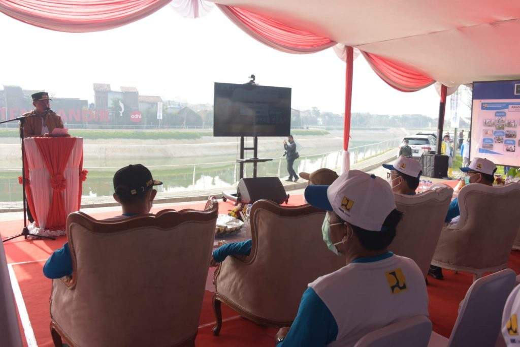 Wagub - PPATK - Swasta Tanam 1.000 Pohon di Katulampa