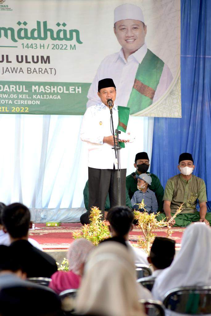 SAFARI RAMADAN Wagub Jabar: Ibadah Konsisten di Bulan Ramadan Berlimpah Berkah SAFARI RAMADAN Wagub Jabar: Ibadah Konsisten di Bulan Ramadan Berlimpah Berkah