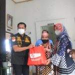 Kakanwil Kemenkumham Tinjau Langsung Pembagian Sembako Lapas Cikarang