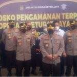 Wakapolri Tinjau Pospam Terpadu Ops Ketupat Jaya 2022 di Ruas Tol Japek KM 29