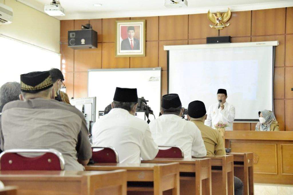Tinjau SmartTren di Depok, Uu Ruzhanul: Penyeimbang Wawasan Duniawi dan Ukhrawi Tinjau SmartTren di Depok, Uu Ruzhanul: Penyeimbang Wawasan Duniawi dan Ukhrawi