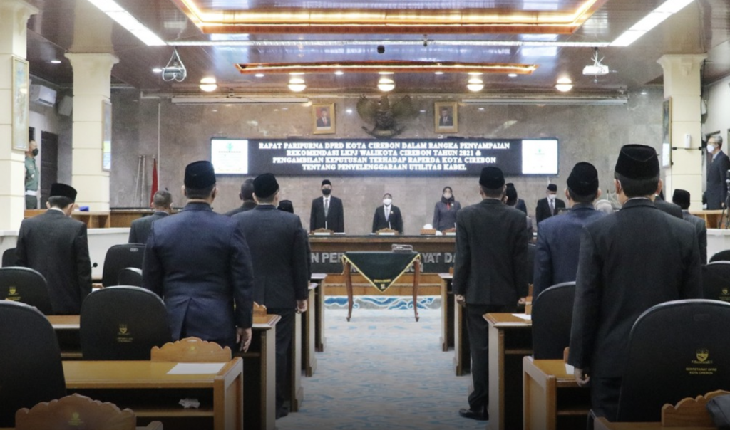 Sikapi LKPj Wali Kota Cirebon, DPRD Sampaikan 71 Rekomendasi Sikapi LKPj Wali Kota Cirebon, DPRD Sampaikan 71 Rekomendasi
