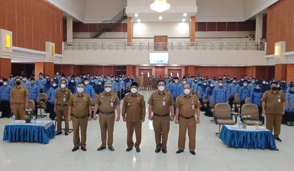 Plt. Bupati Bekasi Lantik 151 P3K Jabatan Fungsional Guru