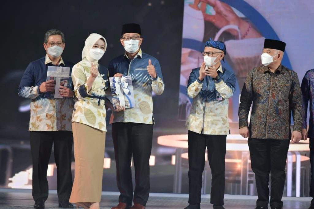 Ridwan Kamil: Jabar Upayakan Peningkatan Pemerataan dan Mutu Pelayanan Kesehatan Masyarakat Ridwan Kamil: Jabar Upayakan Peningkatan Pemerataan dan Mutu Pelayanan Kesehatan Masyarakat