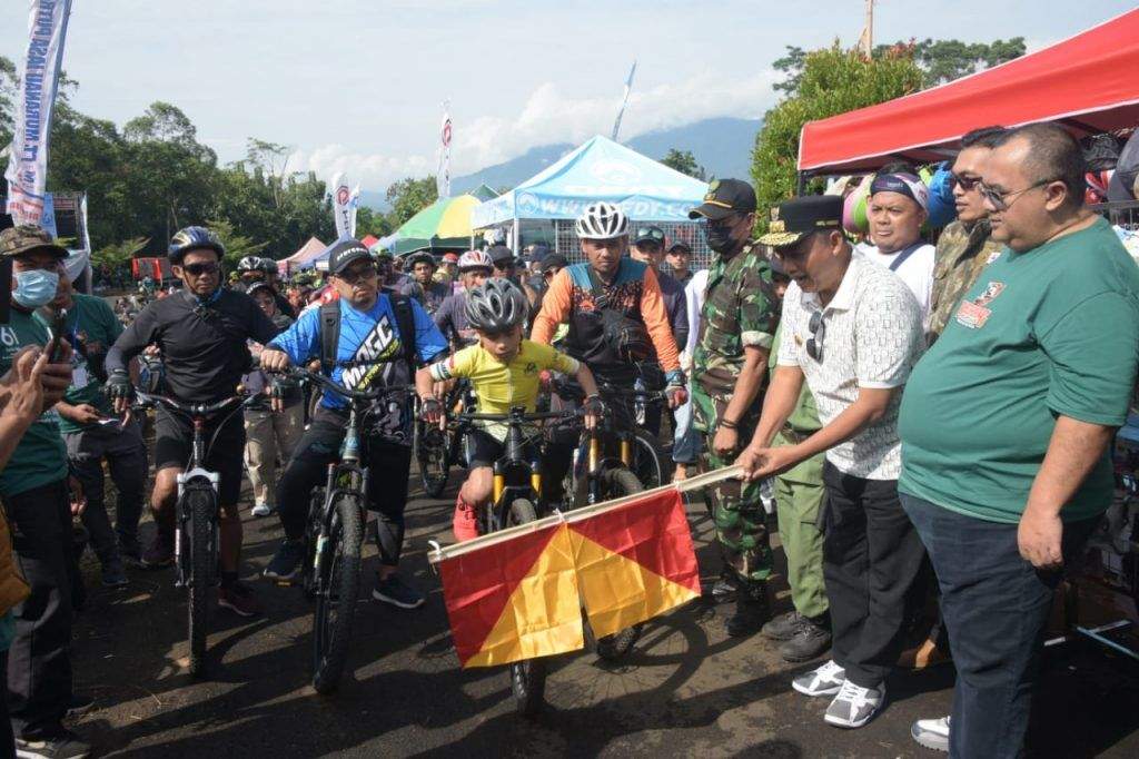 Buka Bedegong Mountain Bike, Wagub: Kesehatan Lahir Batin Penting