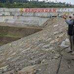 Ridwan Kamil Cek Progres Dua Bendungan Kering di Bogor