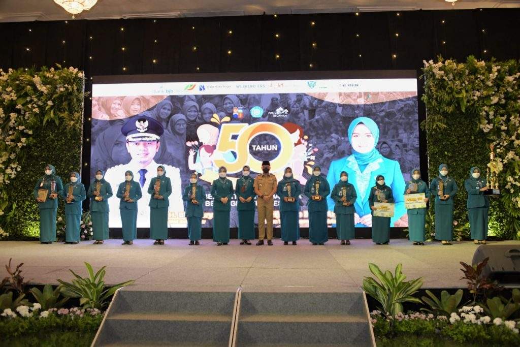 Ridwan Kamil Dinobatkan sebagai Ayah Inspiratif