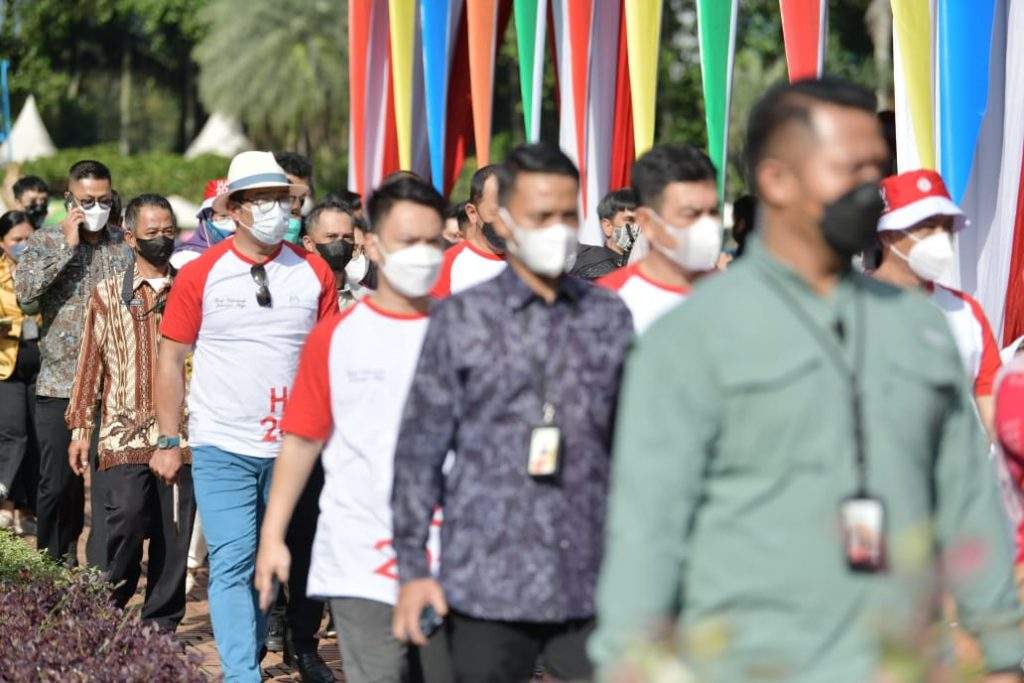 Ridwan Kamil dan Anak - Anak Terhibur Sulap Presiden Jokowi Ridwan Kamil dan Anak - Anak Terhibur Sulap Presiden Jokowi