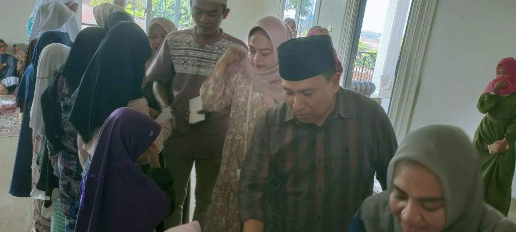 Sambut Muharam, Bang Holik Santuni Ratusan Yatim