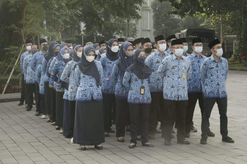 Pimpin Upacara, Sekda Jabar Sampaikan Kesetaraan Jabatan Struktural & Fungsional Pimpin Upacara, Sekda Jabar Sampaikan Kesetaraan Jabatan Struktural & Fungsional