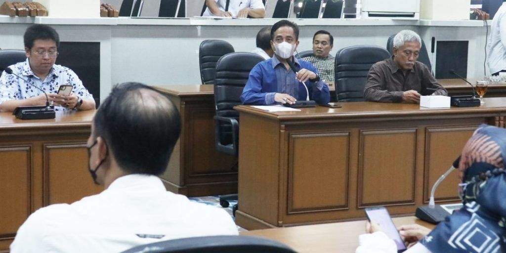 Pendapatan Pajak & Retribusi Minim, Komisi II DPRD Kota Cirebon Curigai Hal Ini Pendapatan Pajak & Retribusi Minim, Komisi II DPRD Kota Cirebon Curigai Hal Ini