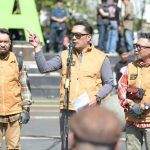 Gubernur Ingatkan Kelompok Penyanyi Jalanan Jabar Hindari Perpecahan