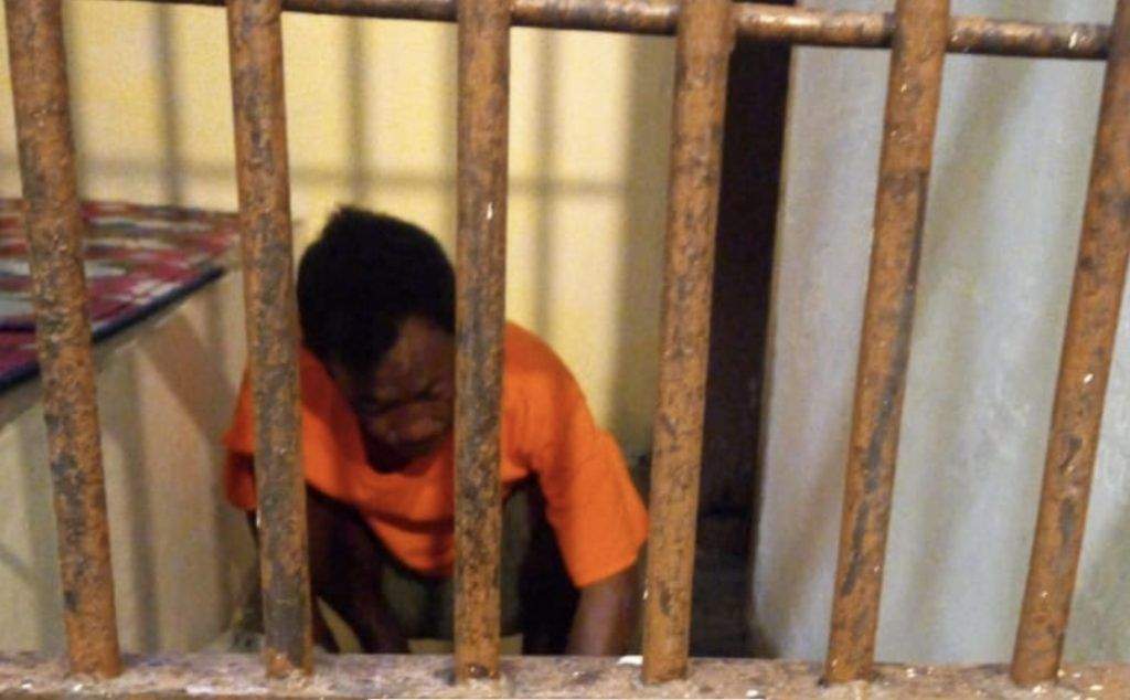 Maling Motor di Desa Playangan Nyaris Di Massa, Untung Ada Anggota Polsek Gebang Datang Maling Motor di Desa Playangan Nyaris Di Massa, Untung Ada Anggota Polsek Gebang Datang