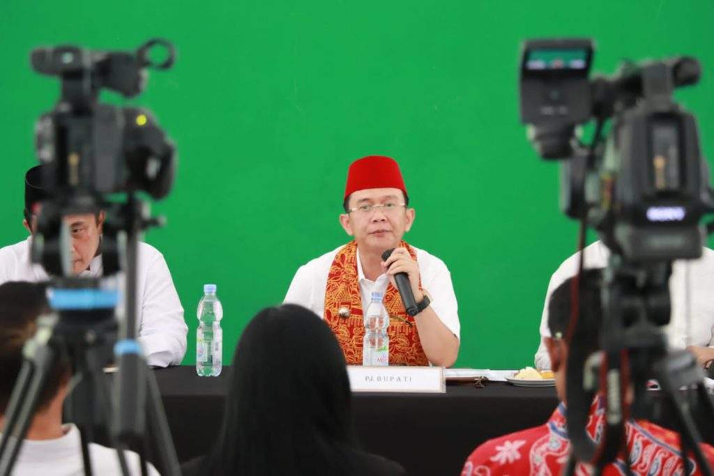 Masuki 100 Hari Kerja, Pj Bupati Bekasi Kongkow Bareng Insan Pers dan Perusahaan Media