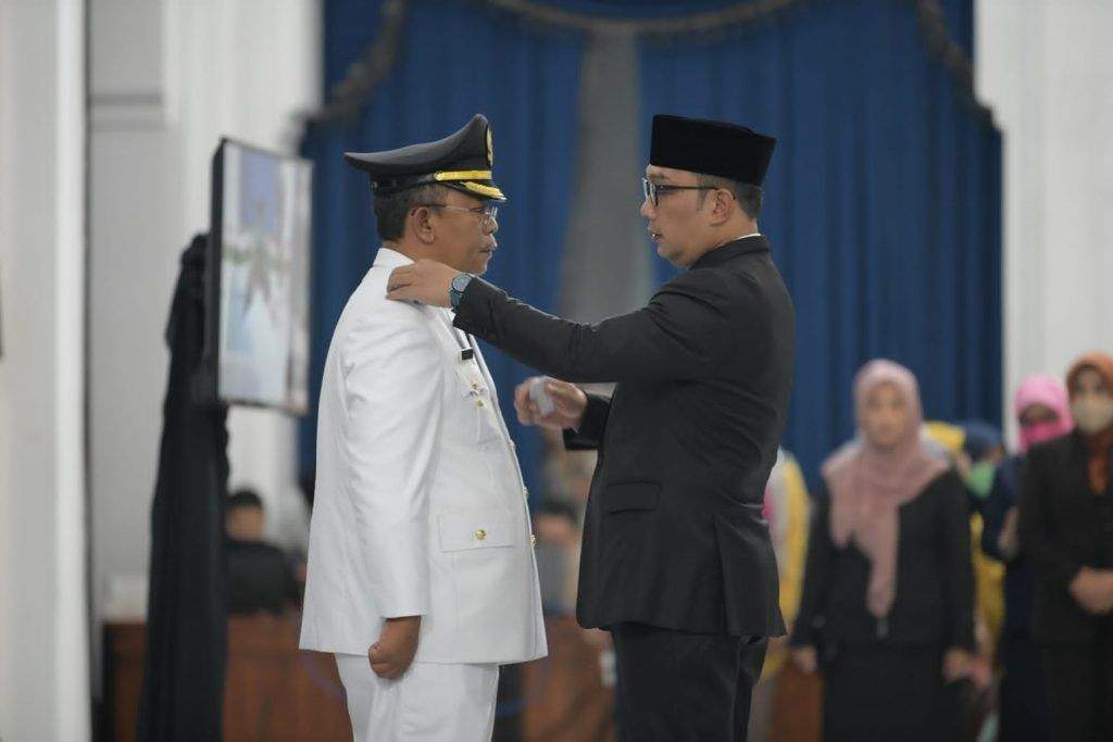 Gubernur Lantik Sekda Cimahi Jadi Penjabat Wali Kota
