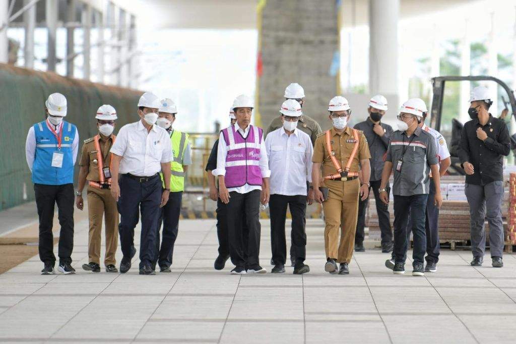 Nyaris 100% Rampung! Gubernur Jabar Temani Presiden Cek Kereta Api Cepat