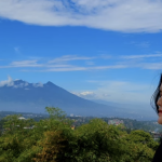 Gandeng Sang Adik, Sarah Saputri Rilis Single "Terlanjur Lelah"