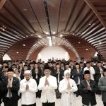 <em>Gubernur Ridwan Kamil Lantik 174 Pengurus Masjid Raya Al Jabbar</em>