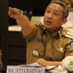 Jelang Lebaran, Walikota Bandung Yana Mulyana Ditangkap KPK