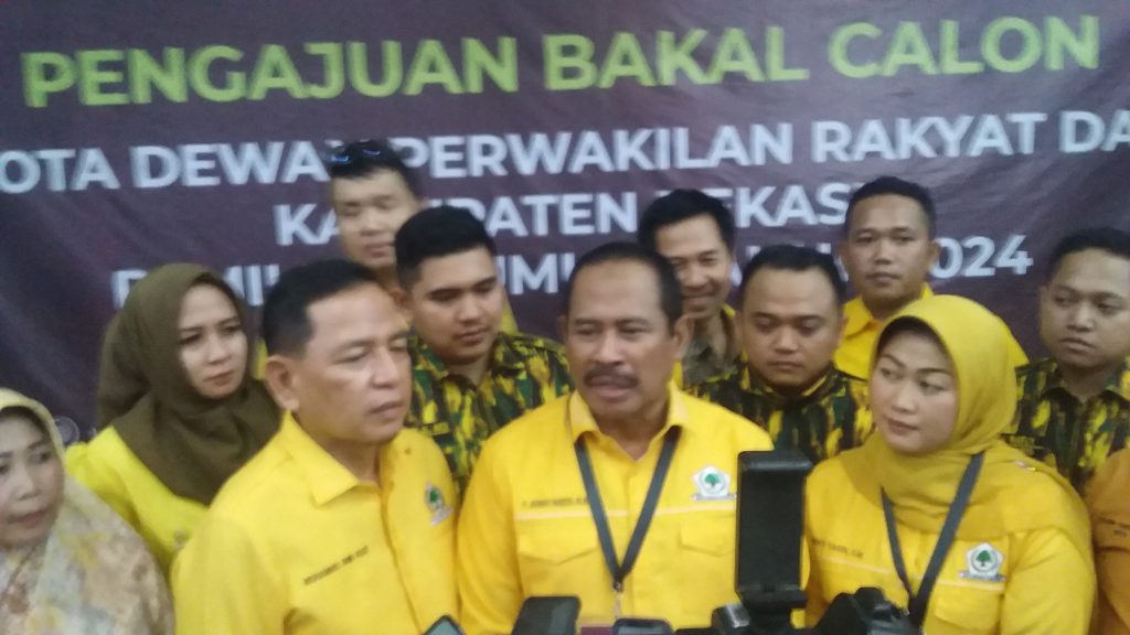 Ketua DPD Golkar Kabupaten Bekasi, Optimis Rebut Kembali Kejayaan di Pileg 2024 Ketua DPD Golkar Kabupaten Bekasi, Optimis Rebut Kembali Kejayaan di Pileg 2024