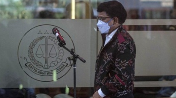 Menteri Kominfo Ditahan Kejagung, Diduga Rugikan Negara Rp 8 Triliun