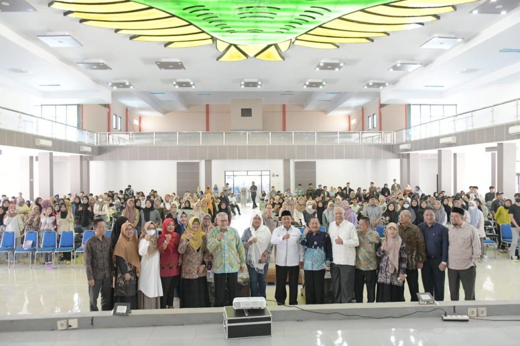 Wagub Uu Dorong Mahasiswa Ikut Program Pertukaran Pelajar ke Luar Negeri Wagub Uu Dorong Mahasiswa Ikut Program Pertukaran Pelajar ke Luar Negeri