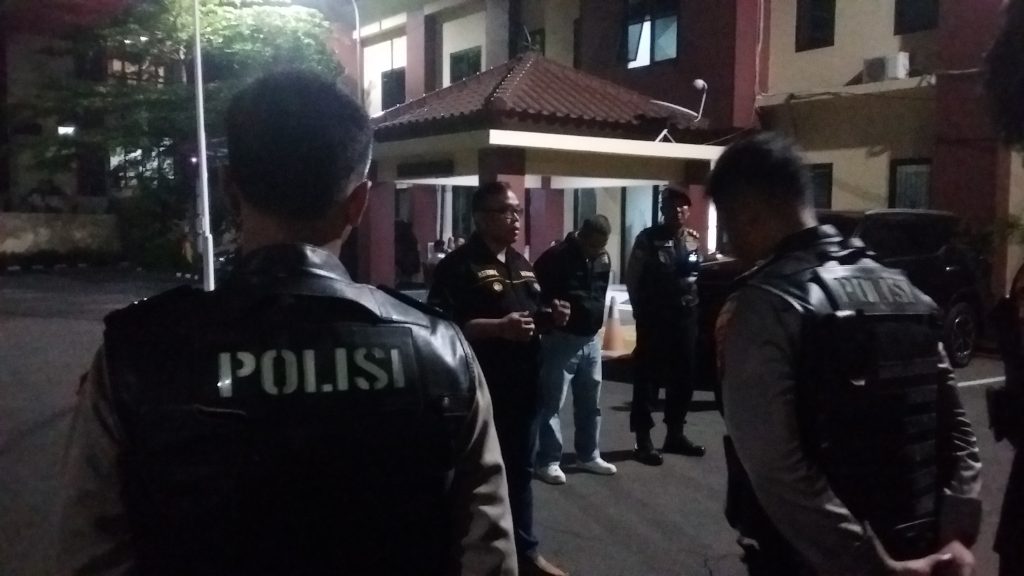Presisi Polres Metro Bekasi Giat Patroli ke Cikarang Timur-Cikarang Pusat-Cikarang Selatan Presisi Polres Metro Bekasi Giat Patroli ke Cikarang Timur-Cikarang Pusat-Cikarang Selatan