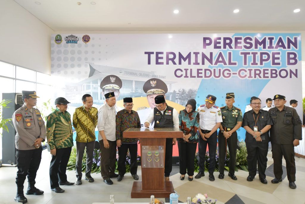 Gubernur Ridwan Kamil Resmikan Terminal Tipe B Ciledug Kab Cirebon