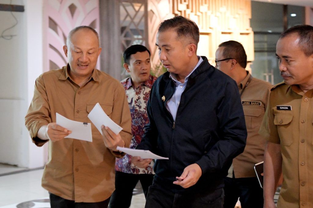 Pilkada Serentak Tinggal Lima Bulan, Bey Ingatkan ASN Netral