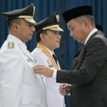 <em>Bey Machmudin Lantik Penjabat Bupati Subang dan Majalengka</em> <em>Bey Machmudin Lantik Penjabat Bupati Subang dan Majalengka</em>