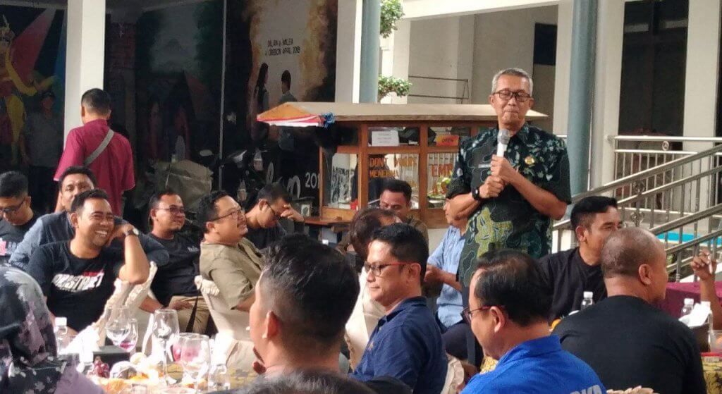 Inovatif! Pemkot Cirebon Serap Aspirasi Jurnalis Sambil Makan Siang di Rumdin Walikota