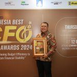 Direktur Keuangan bank bjb Nia Kania Raih Penghargaan Best Performance CFO 