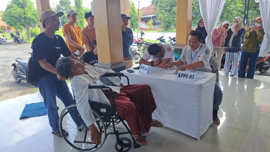 Mantapkan Agenda Pemilu 2024, PPS Dompyong Wetan Gelar Simulasi P2S