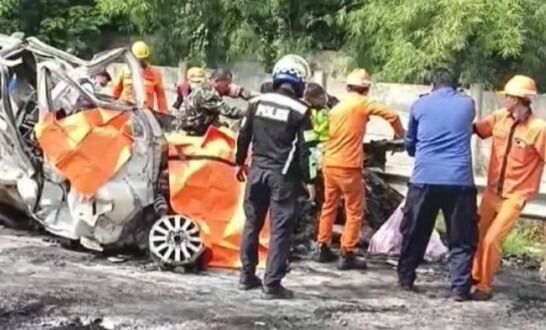 Satu Laka Lantas, 13 Orang Tewas