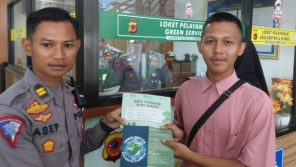 Polresta Cirebon Terus Berinovasi! Bikin SIM & SKCK Bisa Bayar Pakai Sampah