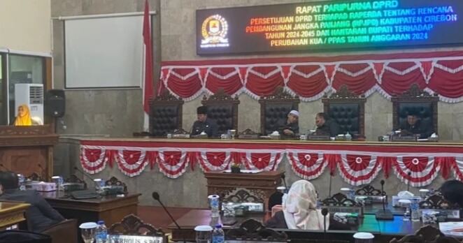DPRD Sahkan Raperda RPJPD Kab Cirebon 2024-2045