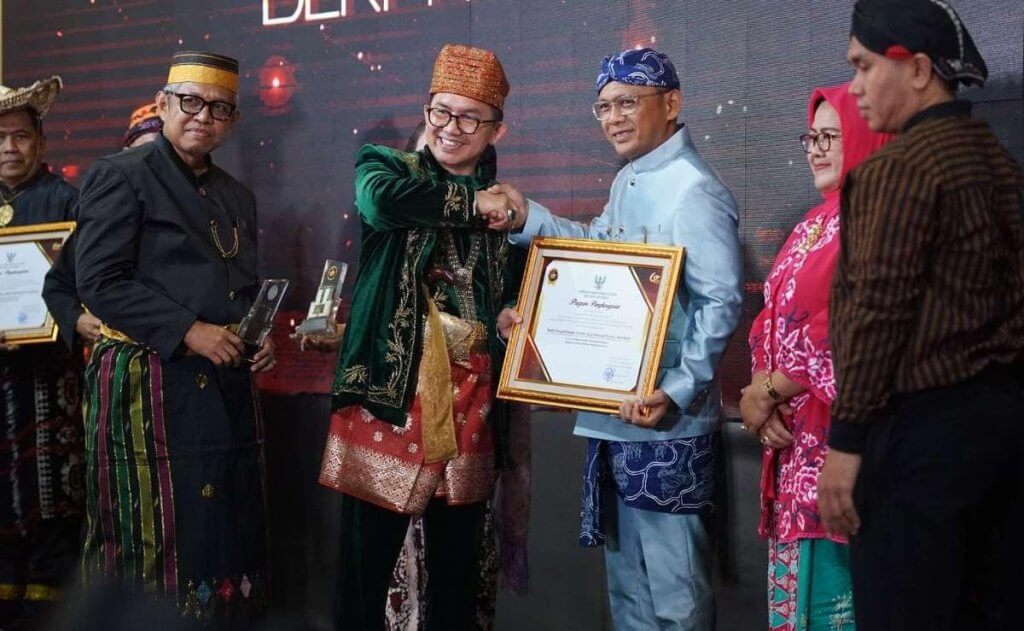 BPSDM Jabar Raih Penghargaan Makati Bhakti Nagari