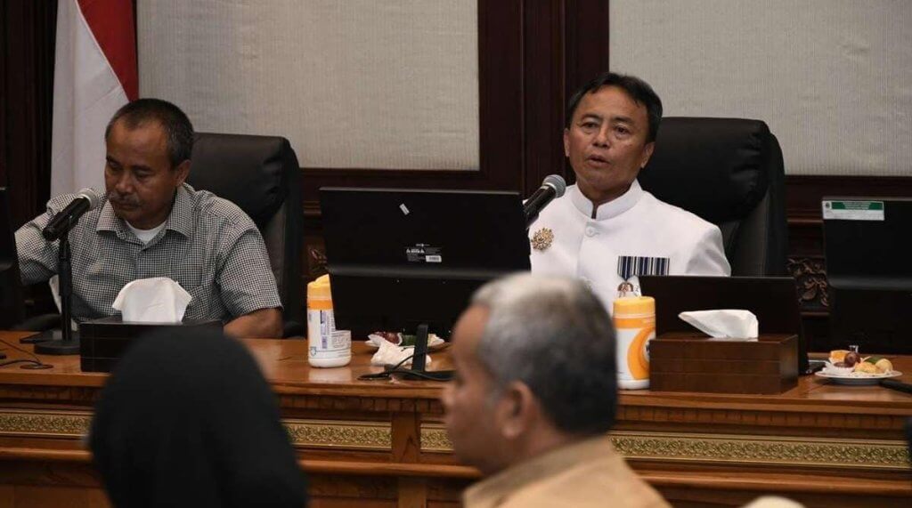 Sekda Herman Suryatman Dorong ASN Penerima Beasiswa LPDP Berkontribusi Selesaikan Persoalan di Jabar Sekda Herman Suryatman Dorong ASN Penerima Beasiswa LPDP Berkontribusi Selesaikan Persoalan di Jabar