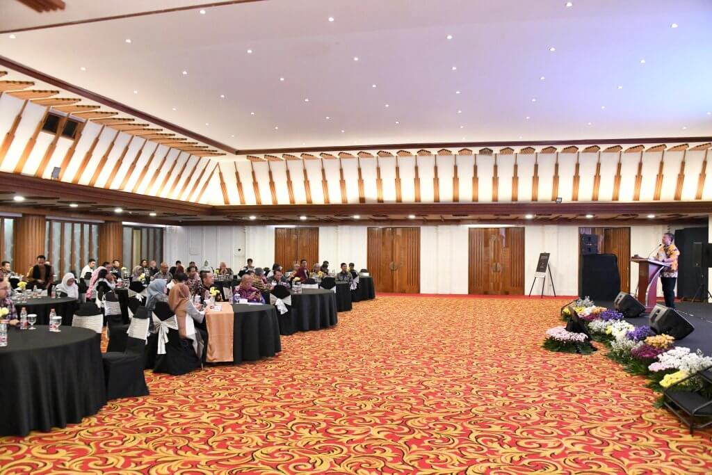 Sekda Herman Suryatman: Forum FKD-MPU Jadi Kekuatan Besar Tingkatkan Perekonomian Nasional Sekda Herman Suryatman: Forum FKD-MPU Jadi Kekuatan Besar Tingkatkan Perekonomian Nasional