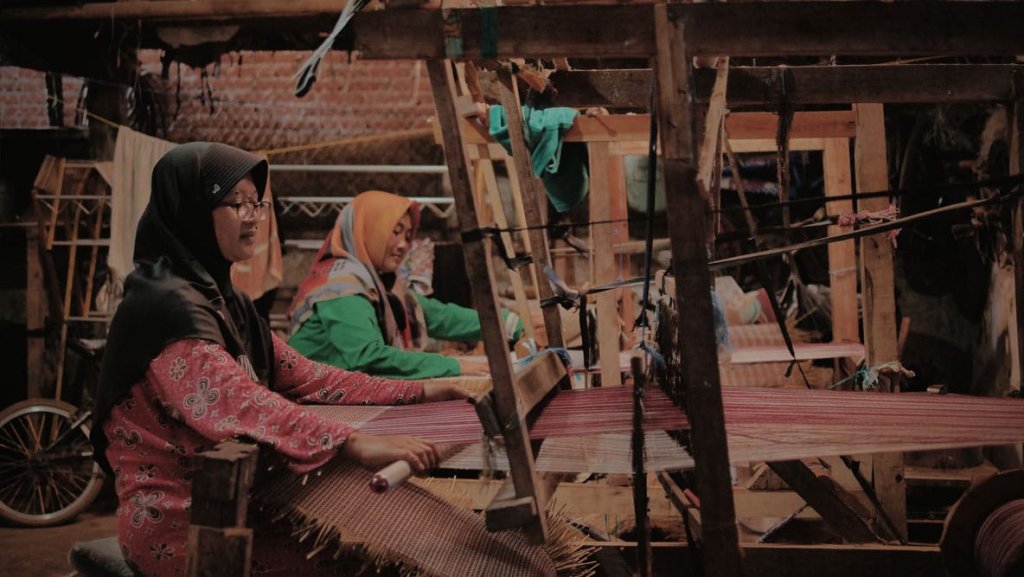 Bank bjb Dukung UMKM Ultra Mikro Naik Kelas Melalui Program PNM Mekaar Bank bjb Dukung UMKM Ultra Mikro Naik Kelas Melalui Program PNM Mekaar