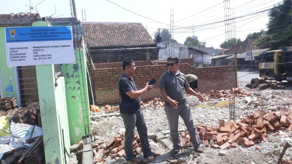 Wujud Transparansi, Kuwu Karangasem Kupas Tuntas Program Banprov Jabar & Dana Desa 2024