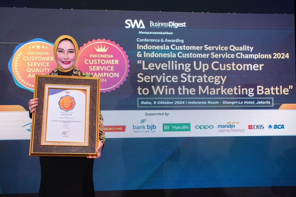 Konsisten Menjaga Pelayanan Kepada Nasabah, bank bjb Raih Penghargaan Indonesia Customer Service Quality Award 2024