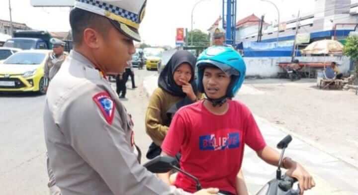 Begini Review Operasi Zebra Lodaya Di Kabupaten dan Kota Cirebon Begini Review Operasi Zebra Lodaya Di Kabupaten dan Kota Cirebon