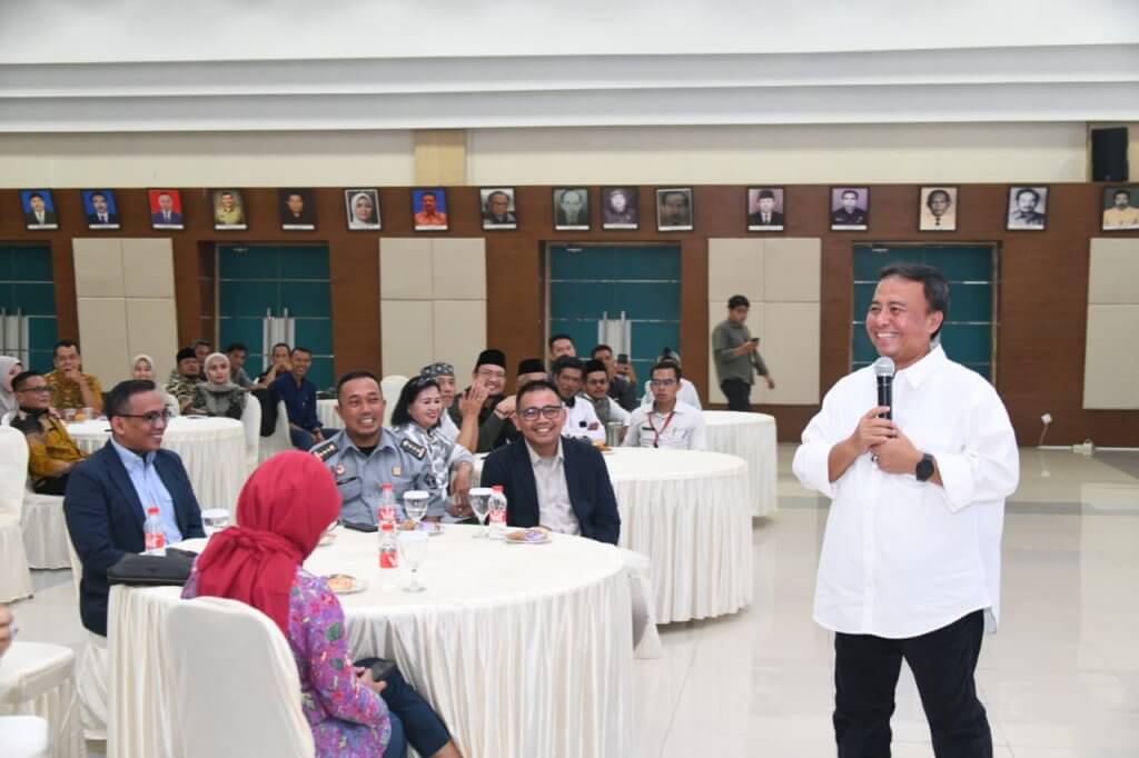 Perangkat Desa Dilatih Menjadi Paralegal, Mandiri Selesaikan Persoalan Hukum Tanpa Pengacara Perangkat Desa Dilatih Menjadi Paralegal, Mandiri Selesaikan Persoalan Hukum Tanpa Pengacara