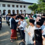 Santri Berprestasi Dapat Kadeudeuh dari Pemda Provinsi Jabar