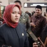 Ngulik Profil Sophi Zulfia, Srikandi Pertama Jabat Ketua Dewan