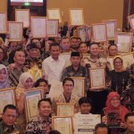 Gubernur Jawa Barat Berikan Penghargaan Satu Data Jabar Awards 2024